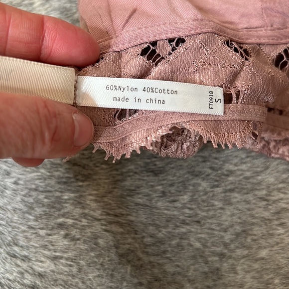 Yahada - Mauve Bralette - Picture 4 of 4